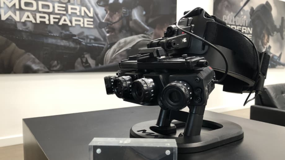 CALL OF DUTY: MODERN WARFARE &quot;Dark Edition&quot; Will Include A Working Set Of Night Vision Goggles