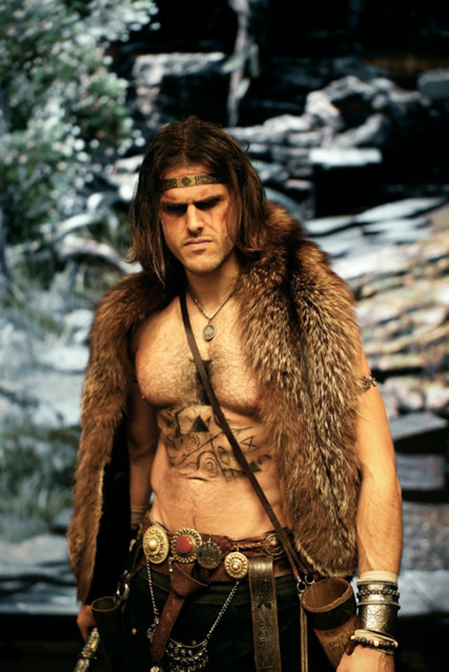 IQ-BTS-Verticle-00000