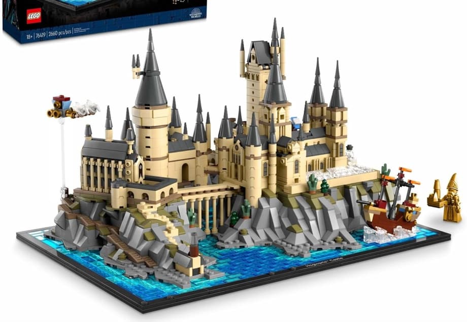 LEGO Slashes HARRY POTTER Hogwarts Castle Price To $140 For Cyber Monday