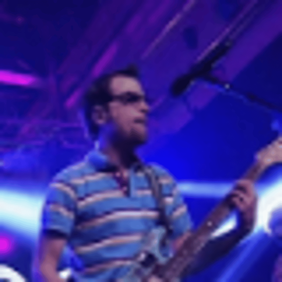 Guitar Hero Live Gets Weezer Concert Footage Added In Game!