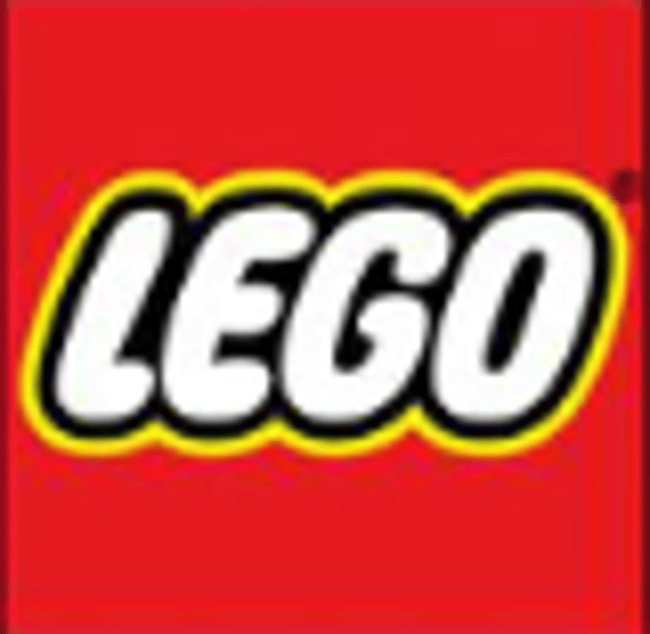 Which New LEGO Game Coming in 2015 is Most Exciting? LEGO Marvel's Avengers or LEGO Jurassic World?.